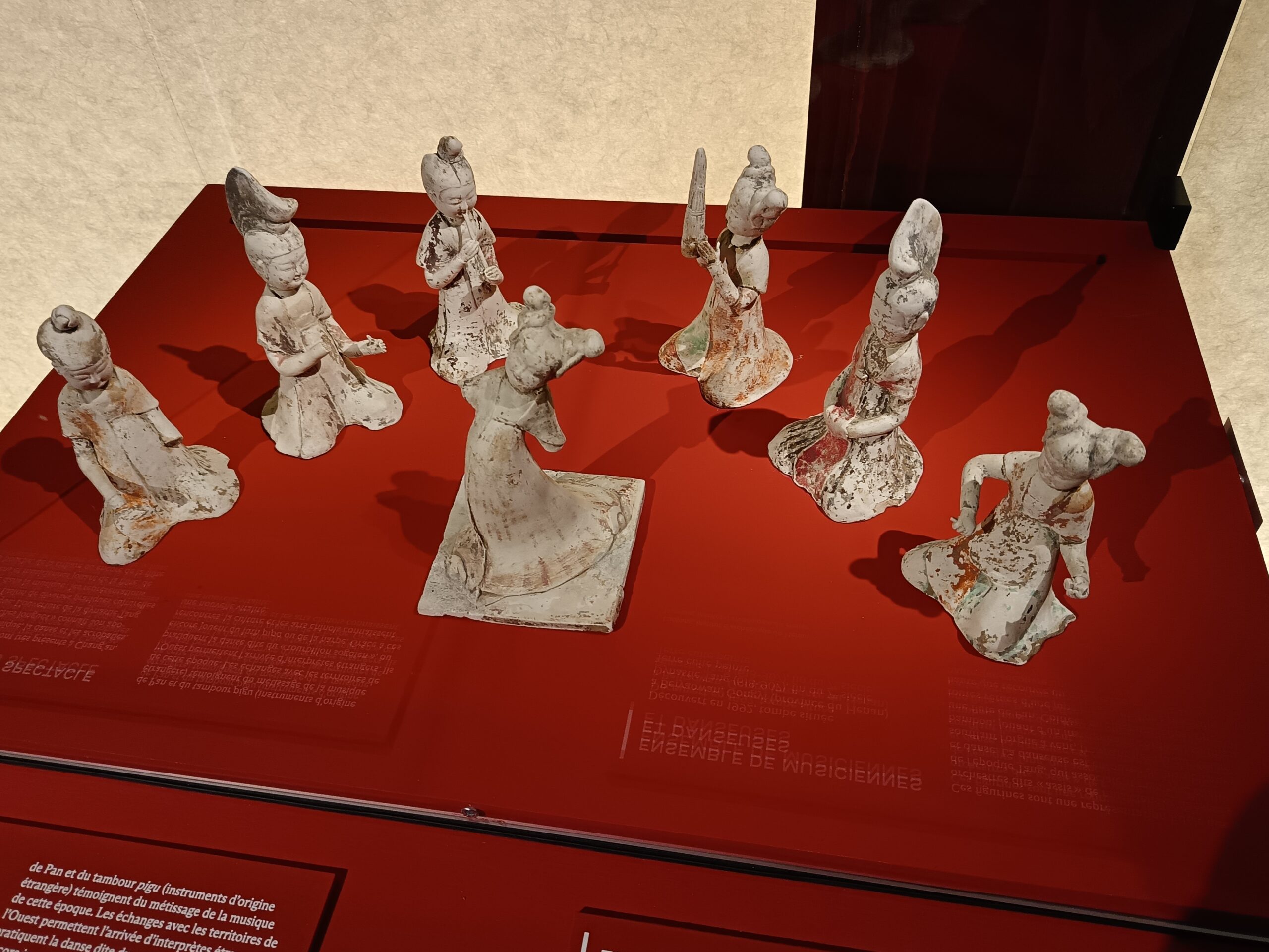 Musiciens et danseurs de l'époque Tang