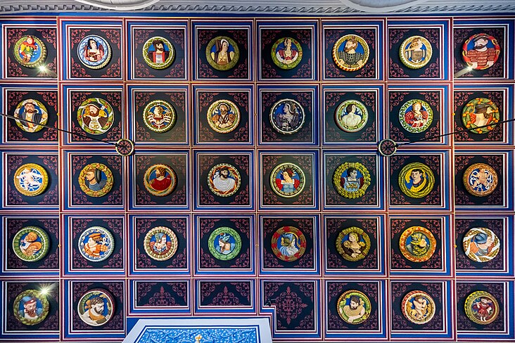 Les Stirling Heads, médaillons en chêne du XVIe siècle